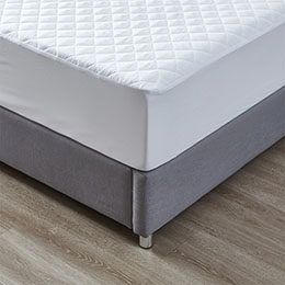 Contour Memory Foam Pillow