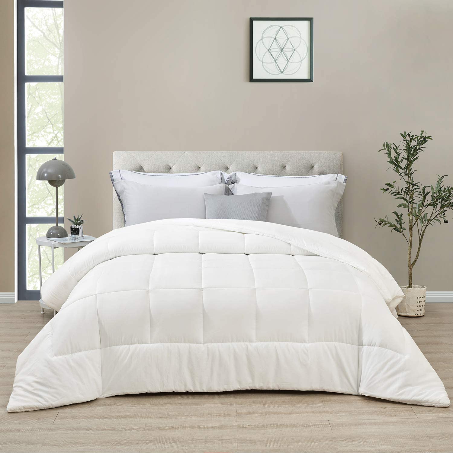 Light Weight Microfiber Comforter