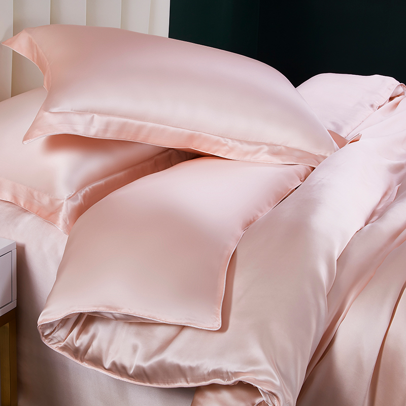 22Momme 4 pieces 100% Pure Silk Bedding Set 